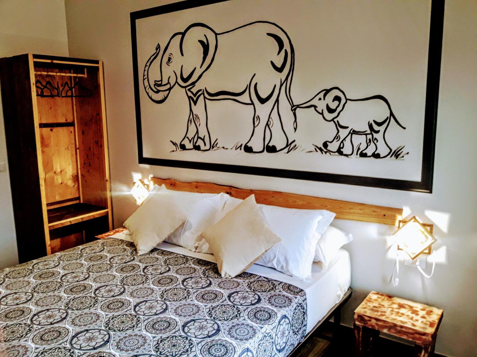 Big Mama Jungle Bed & Breakfast